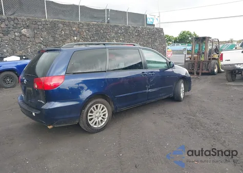 2007 Toyota Sienna Xle z USA, uszkodzony, nr VIN 5TDZK22C07S017618